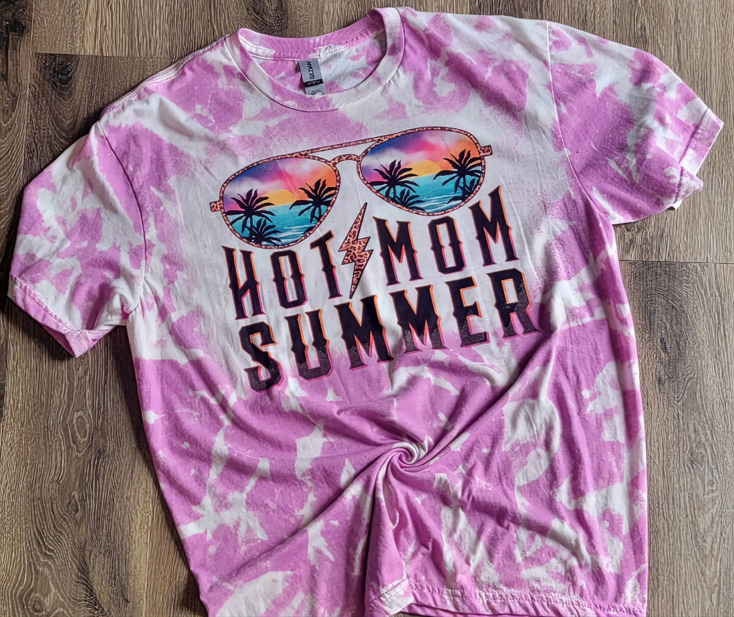 Graphic Bleached Tshirt-Hot mom summer